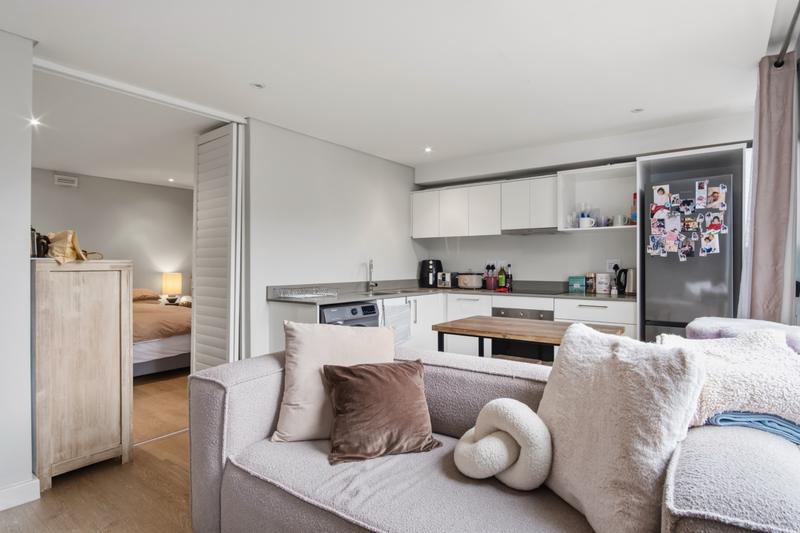 1 Bedroom Property for Sale in Claremont Upper Western Cape